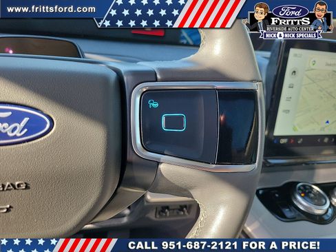 Certified 2025 Ford Expedition Active AWD/4WD image 7