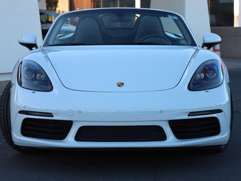 Used 2019 Porsche 718 Boxster image 7