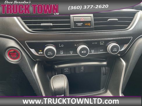 Used 2019 Honda Accord LX image 25