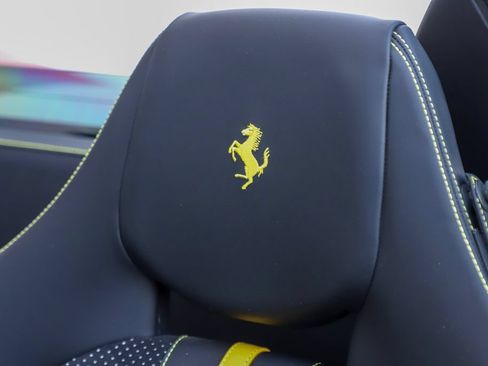 Certified 2022 Ferrari F8 Tributo RWD image 38