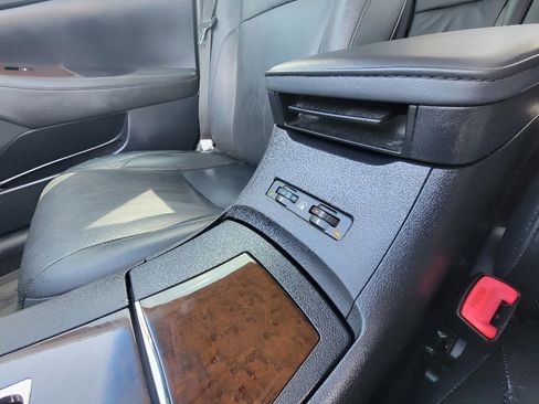 Used 2011 Lexus ES 350 image 22