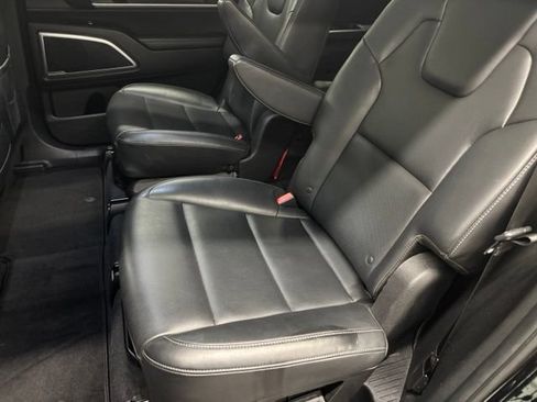 Used 2025 Kia Telluride S AWD/4WD image 14