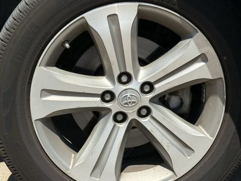 Used 2013 Toyota Highlander Limited FWD image 8