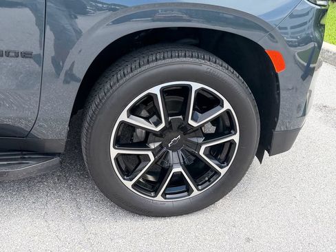 Used 2021 Chevrolet Tahoe RST RWD image 9