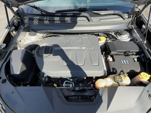 Used 2019 Jeep Cherokee Limited AWD/4WD image 26