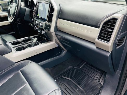 Used 2022 Ford F350 Lariat w/ Lariat Ultimate Package AWD/4WD image 21