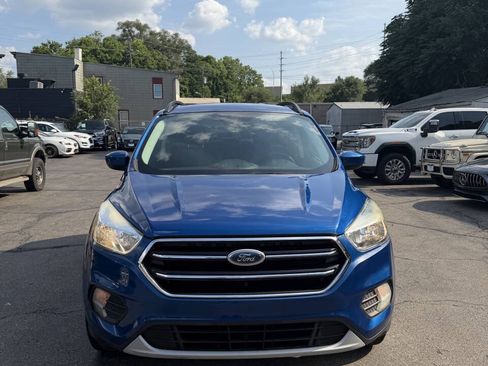 Used 2018 Ford Escape SE AWD/4WD image 3