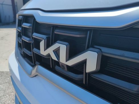 Used 2024 Kia Telluride SX FWD image 13