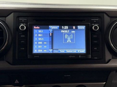 Used 2019 Toyota Tacoma SR5 image 26