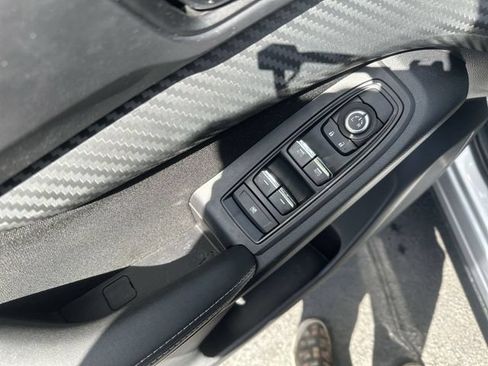 Used 2023 Subaru Ascent Premium w/ Convenience Package AWD/4WD image 17