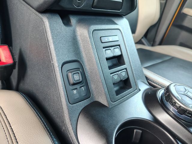 Used 2021 Ford Bronco Wildtrak AWD/4WD image 26