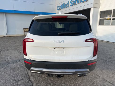 Used 2022 Kia Telluride SX w/ Towing Package image 4