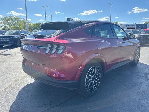 Used 2025 Ford Mustang Mach-E Premium AWD/4WD image 7