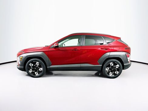 Used 2025 Hyundai Kona SEL FWD image 4