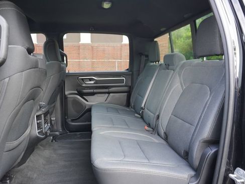 Used 2021 RAM 1500 Big Horn AWD/4WD image 4