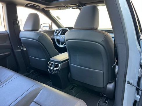 Used 2025 Lexus RX 350 w/ Convenience Package AWD/4WD image 57