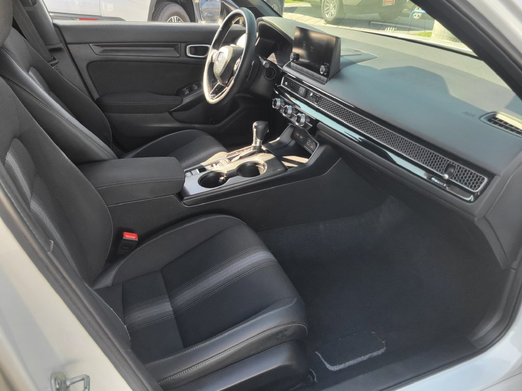Used 2023 Honda Civic Sport image 16