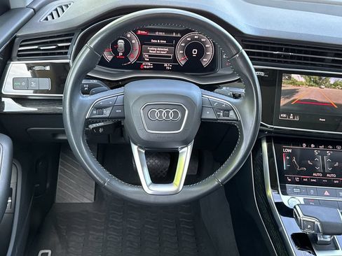 Used 2020 Audi Q8 Premium Plus w/ Premium Plus Package AWD/4WD image 19