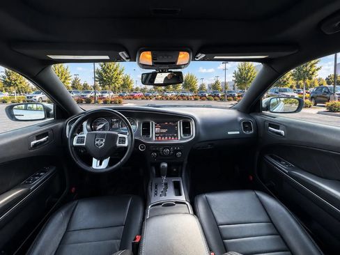 Used 2014 Dodge Charger R/T w/ Wheels & Tunes Group RWD image 10