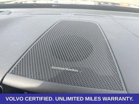 Certified 2024 Volvo XC60 B5 Ultimate w/ Climate Package AWD/4WD image 22