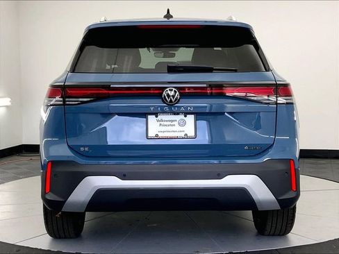New 2026 Volkswagen Tiguan SE image 5