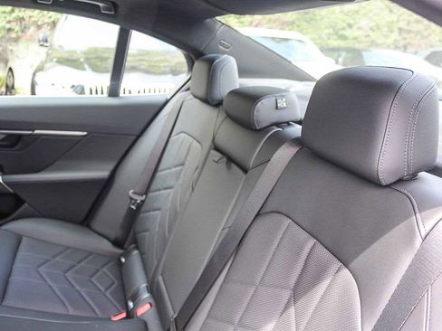 New 2026 BMW 530i w/ Convenience Package RWD image 18