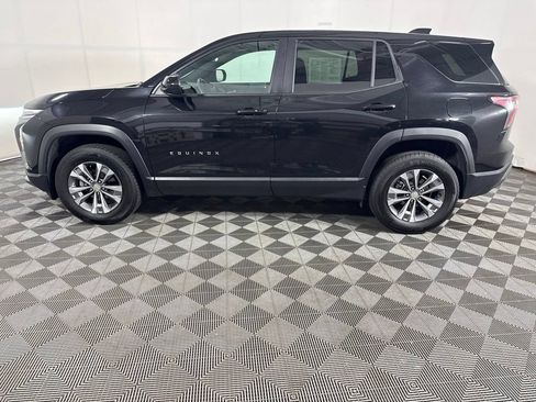 Used 2025 Chevrolet Equinox LT AWD/4WD image 6