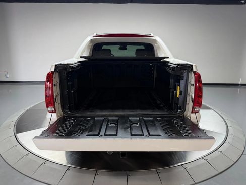Used 2008 Cadillac Escalade EXT AWD/4WD image 13