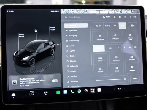 Used 2022 Tesla Model Y Long Range AWD/4WD image 24
