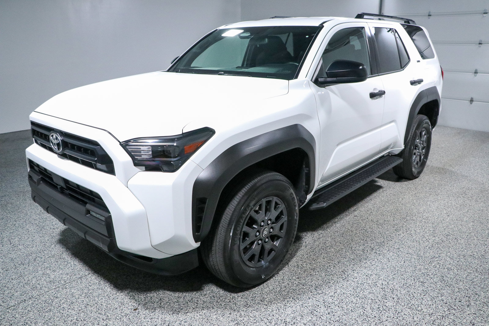 Used 2025 Toyota 4Runner SR5 AWD/4WD image 32
