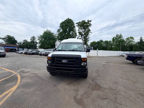 Used 2014 Ford E-350 and Econoline 350 Extended Super Duty w/ Power Group RWD image 28