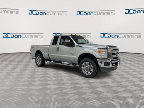 Used 2014 Ford F250 Lariat w/ Chrome Package AWD/4WD image 2