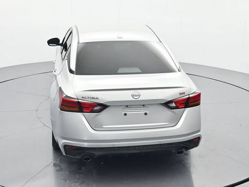 Used 2024 Nissan Altima 2.5 SR FWD image 33