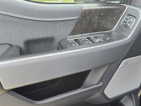 Used 2023 Ford F150 Lariat w/ Trailer Tow Package image 17