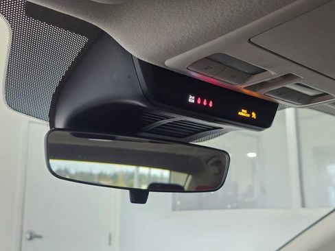 Used 2024 MAZDA MAZDA3 s image 16