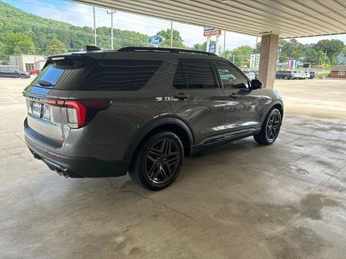 Certified 2025 Ford Explorer ST w/ Sun And Sound Package RWD image 4