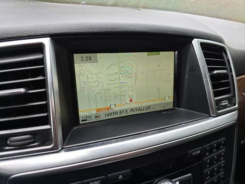 Used 2015 Mercedes-Benz ML 350 4MATIC image 23