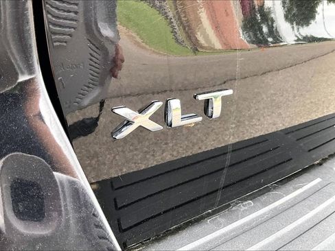 Used 2024 Ford Expedition XLT RWD image 34