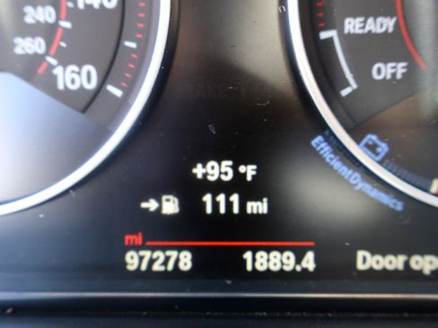Used 2018 BMW 340i Sedan RWD image 21