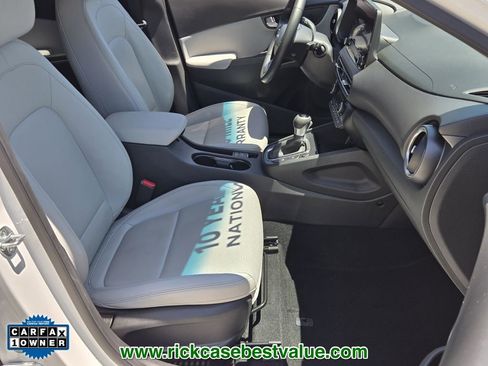 Used 2023 Hyundai Kona Limited FWD image 18