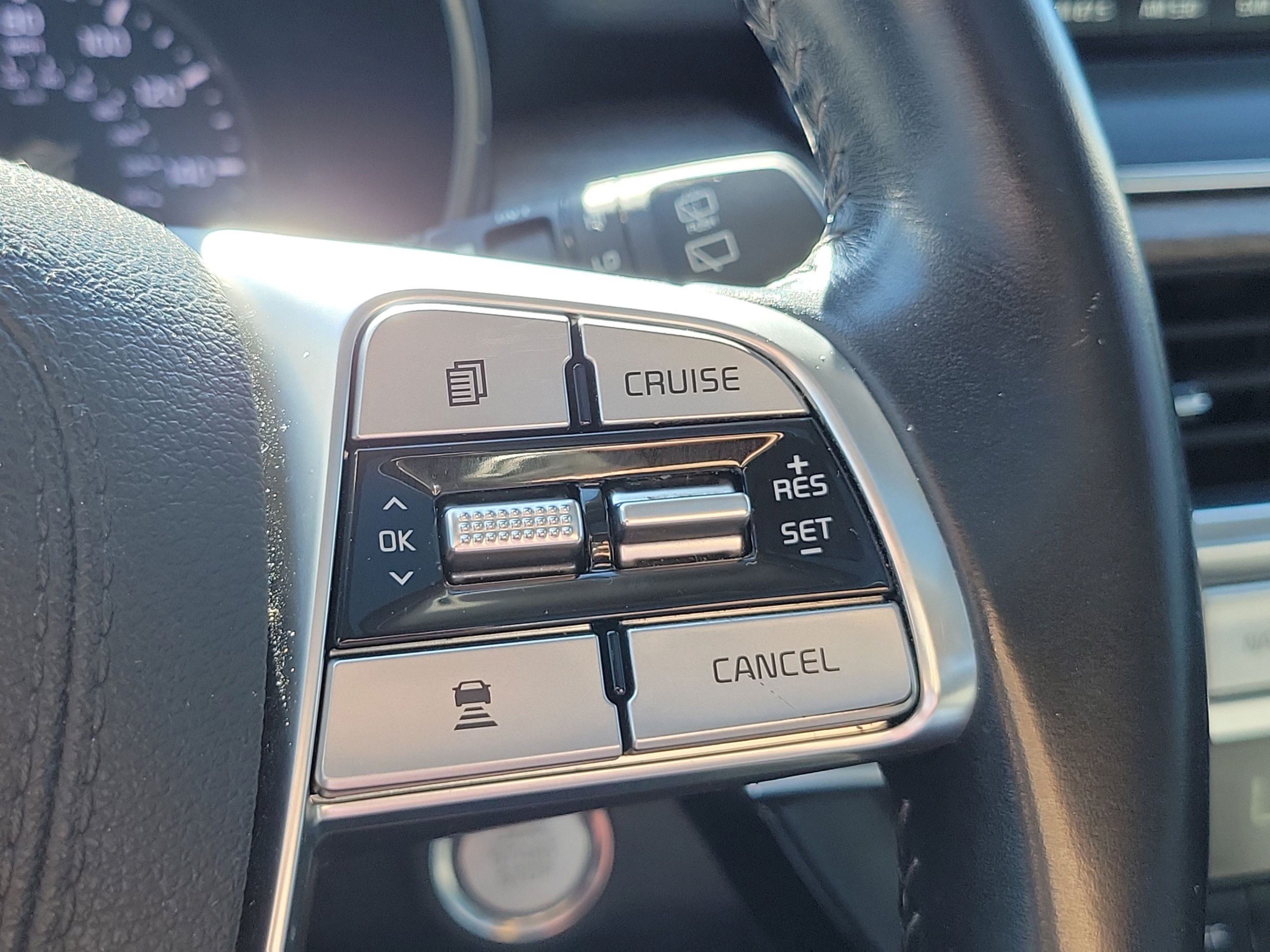 Used 2022 Kia Telluride EX FWD image 23