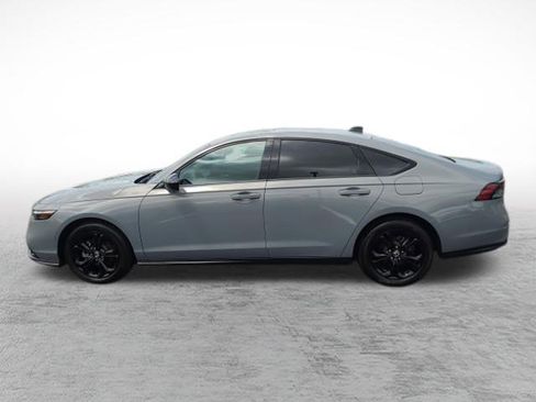 Used 2025 Honda Accord SE image 9