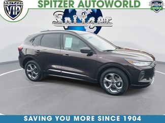 Used 2023 Ford Escape ST-Line w/ Tech Pack #1 AWD/4WD video 2