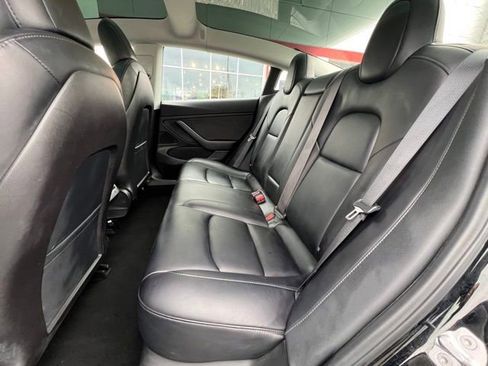 Used 2018 Tesla Model 3 Long Range image 22