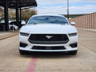 Used 2025 Ford Mustang Coupe video 2