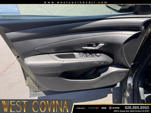 Used 2025 Hyundai Tucson SEL FWD image 15