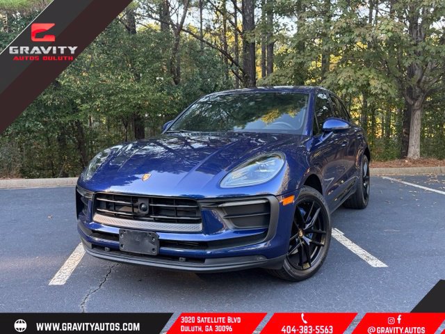 Used 2023 Porsche Macan AWD/4WD image 1