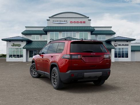 Used 2026 Jeep Cherokee Laredo AWD/4WD image 3