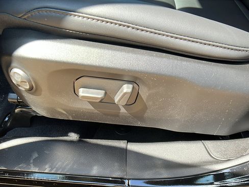 New 2025 Jeep Gladiator Rubicon image 16