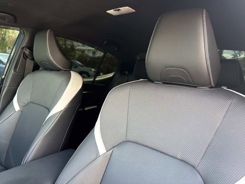 Used 2025 Toyota Camry SE FWD image 25